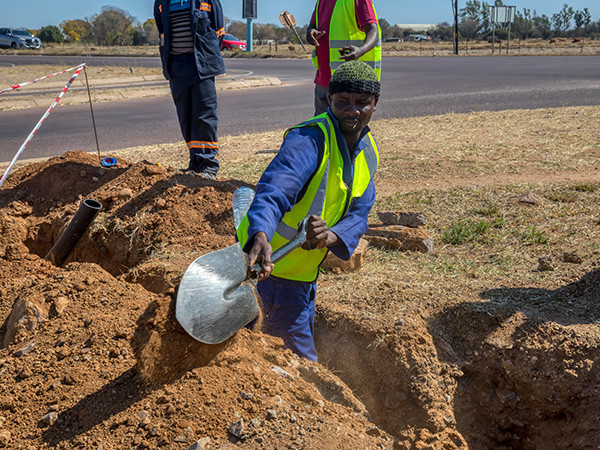 Are there alternatives to building out fibre in Africa?