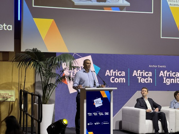 Accenture warns telcos must transform to survive Starlink disruption