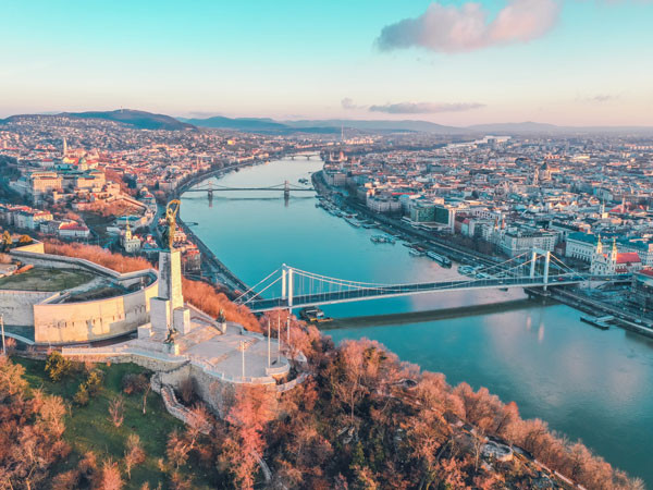 One Hungary to take over Direct One satellite customers 