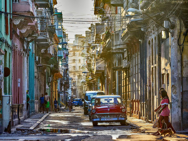 US demands rejection of cable system to Cuba