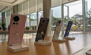 Huawei reclaims China’s top smartphone spot amid market dip
